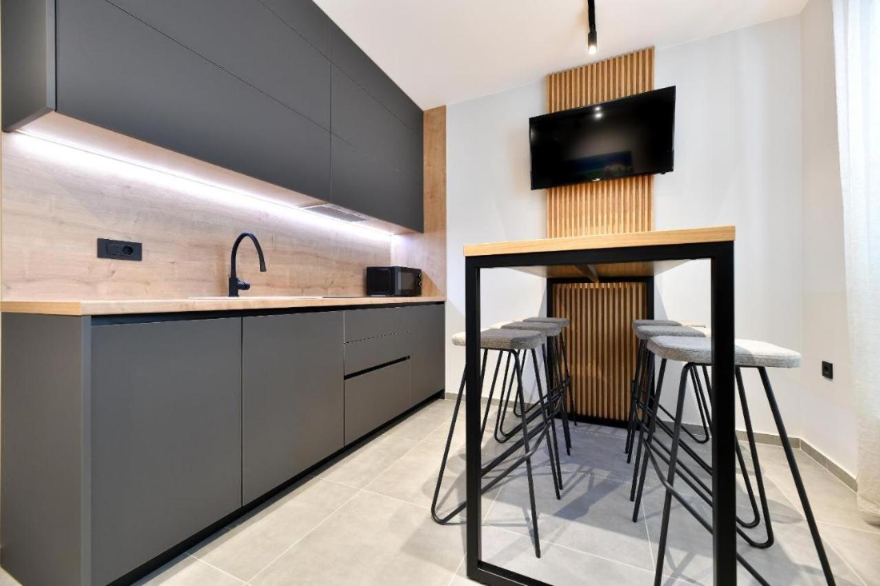 Maris Accommodation By Belmont Realty Zadar Ngoại thất bức ảnh